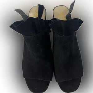 **Seychelles Sightseeing Suede Slingback Heel Sandal** size 8.5 like new!!